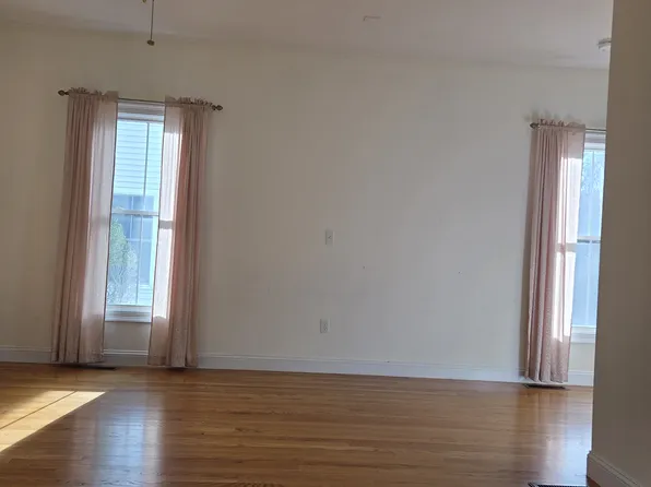 70 River St, Acton, MA 01720