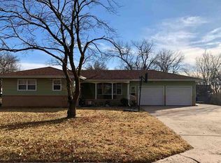 1116 Lyndon Rd, McPherson, KS 67460