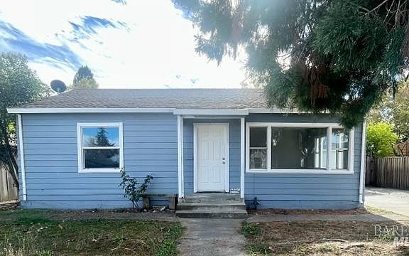 2nd image of 548 Flower Avenue