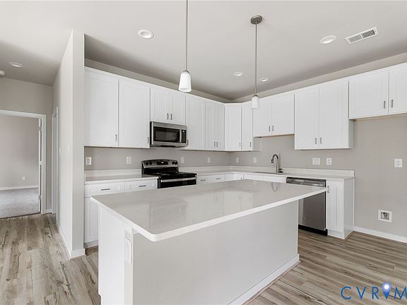 4th image of 4901 Saint Robert Ct