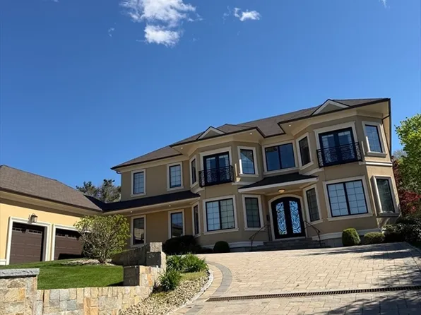 459 Dudley Rd, Newton, MA 02459