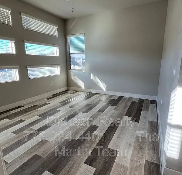 158 Jennys Ln — Photo 6