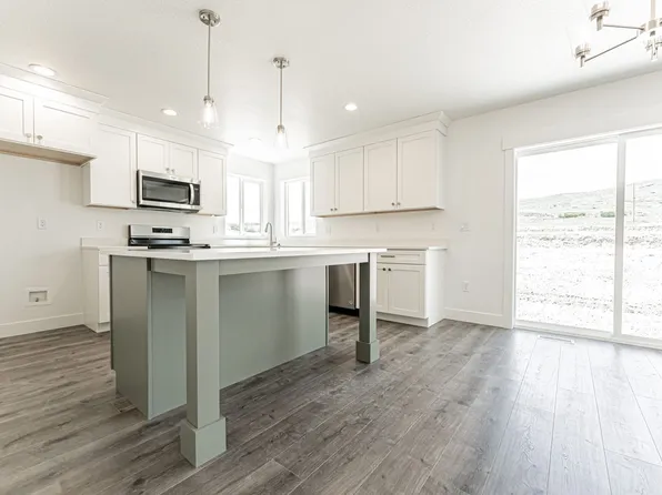 LOT 2140 N Vervain Ln #2951, Saratoga Springs, UT 84045