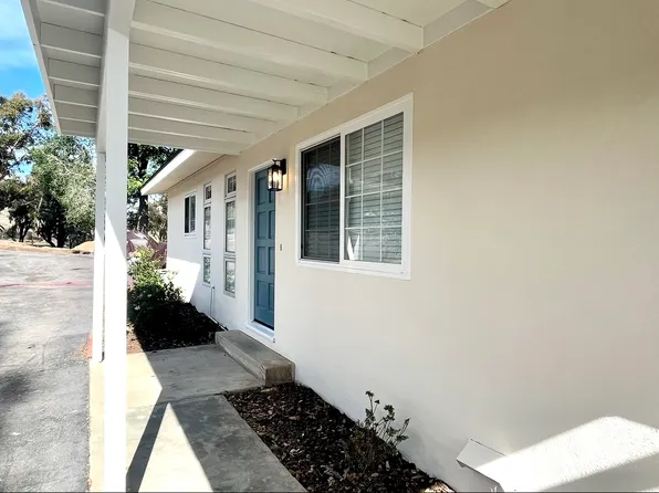 1731 S Iris Ln #B, Escondido, CA 92026