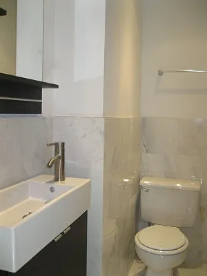 Rented by Tower Brokerage | media 30