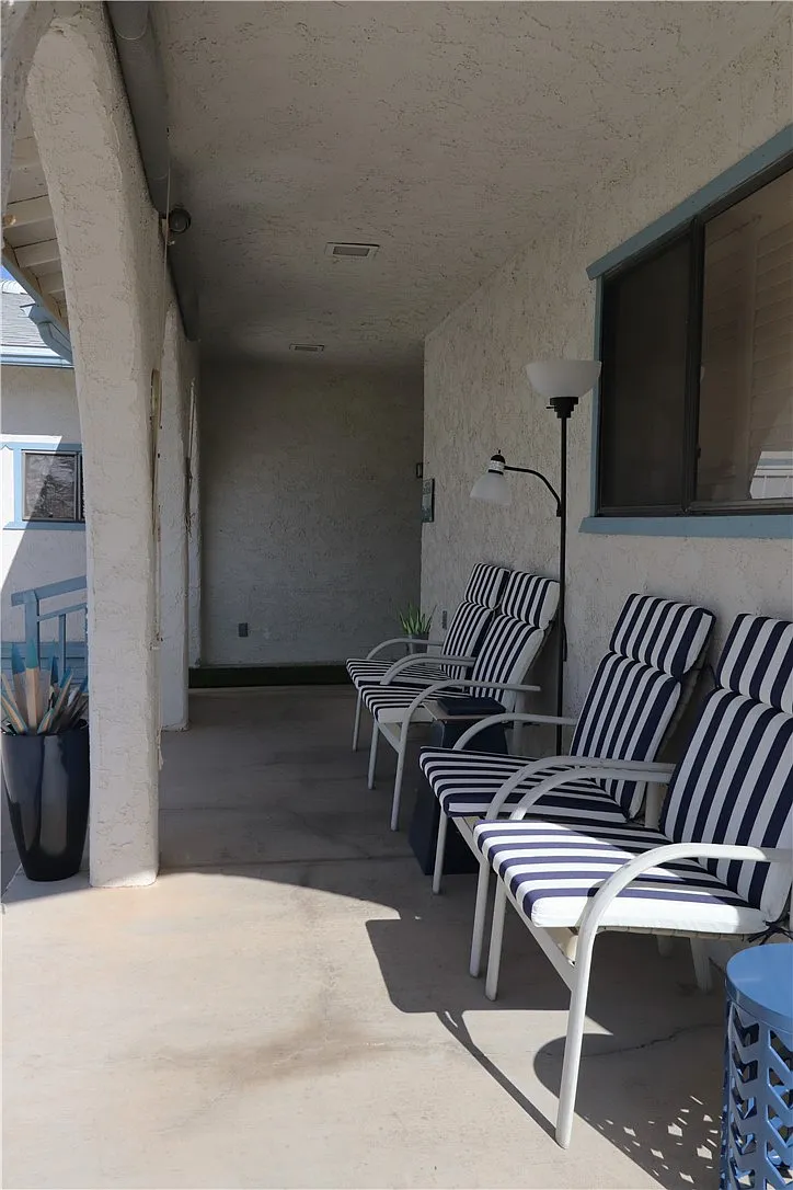 4 bed, 3.0 bath, 1848 sqft, $2,200 — Photo 4