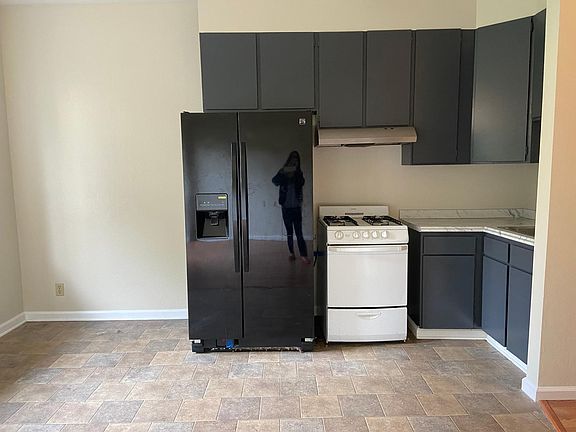 3rd image of 7126 Geary Blvd