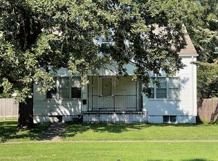421 N Main St, Lindsborg, KS 67456