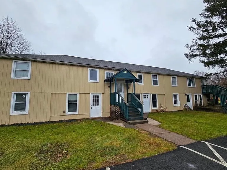 251 Samsonville Rd #3 — Photo 6