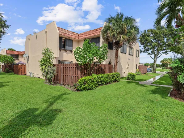 6363 Seven Springs Boulevard #D, Greenacres, FL 33463