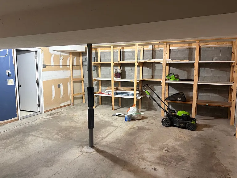 11215 Ellison Ave — Photo 22