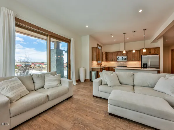 18 MEADOW CREEK LANE #D-101, Fraser, CO 80442