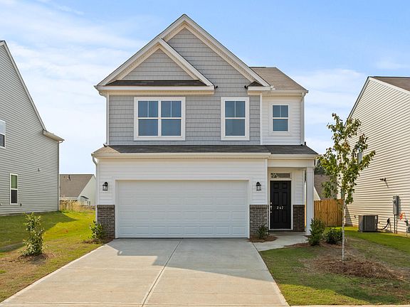 These photos are representative of this floor plan, but all options may not be available in every co