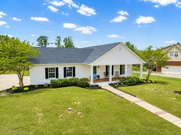 112 Taylor Cir, Taylor, MS 38673