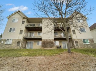 858 Amanda Ln, Pontiac, MI 48340