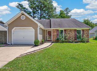 116 Hunting Green Dr, Jacksonville, NC 28546