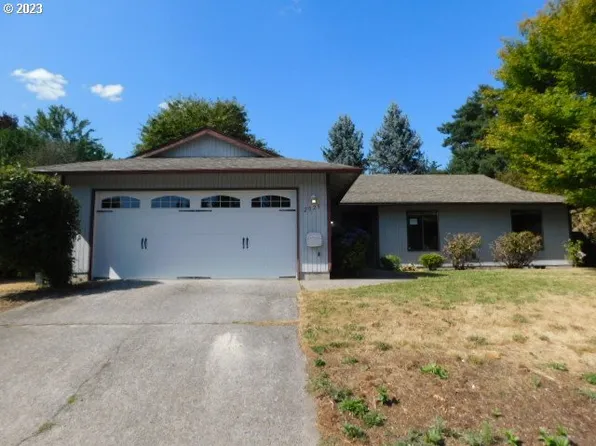 2025 SW 8th Dr, Gresham, OR 97080