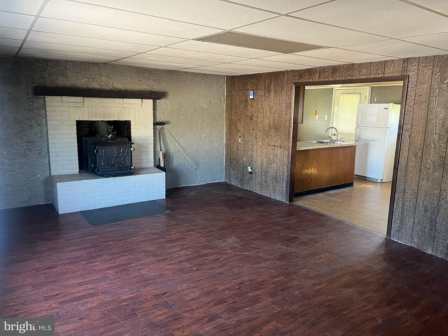 2 bed, 1.0 bath, 800 sqft, $1,200 — Photo 2