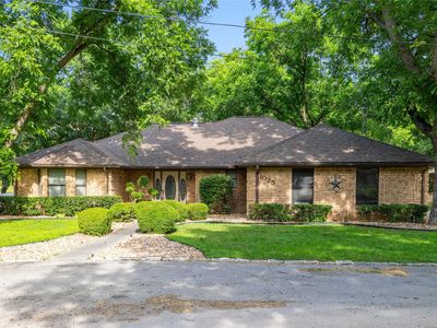 1025 S Lamar St, De Leon, TX, 76444