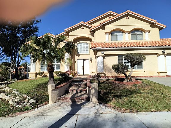2nd image of 751 Via Paraiso Cir #1