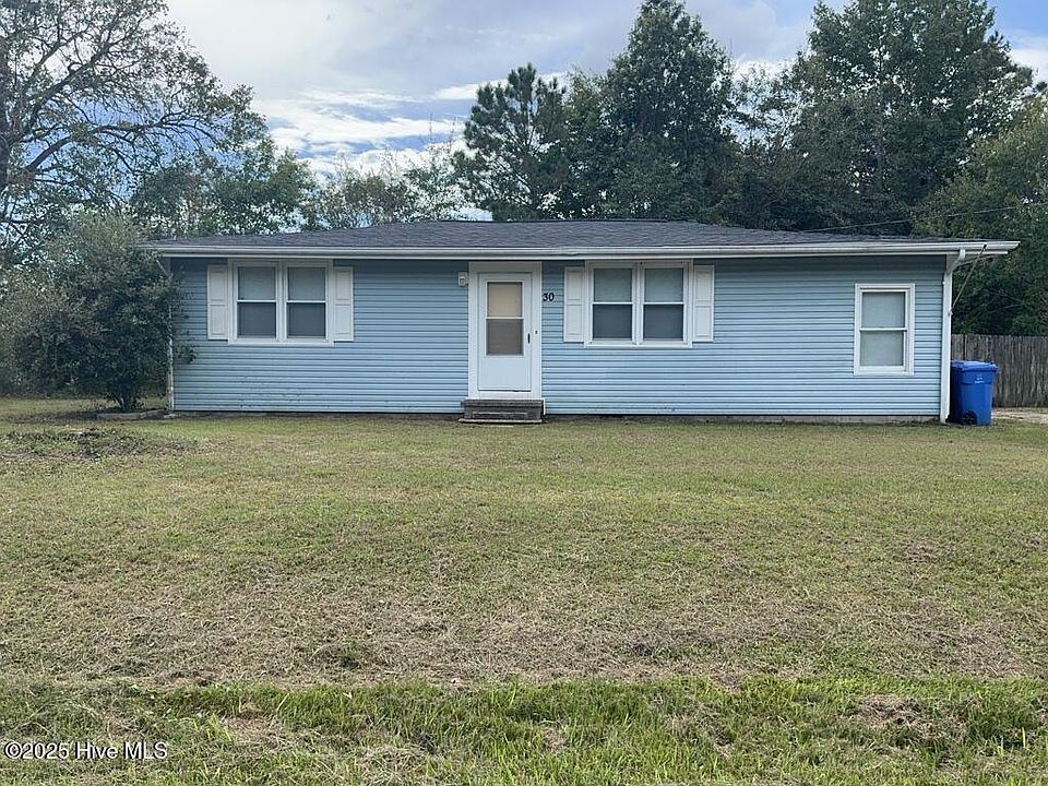 1st image of 30 East Dr