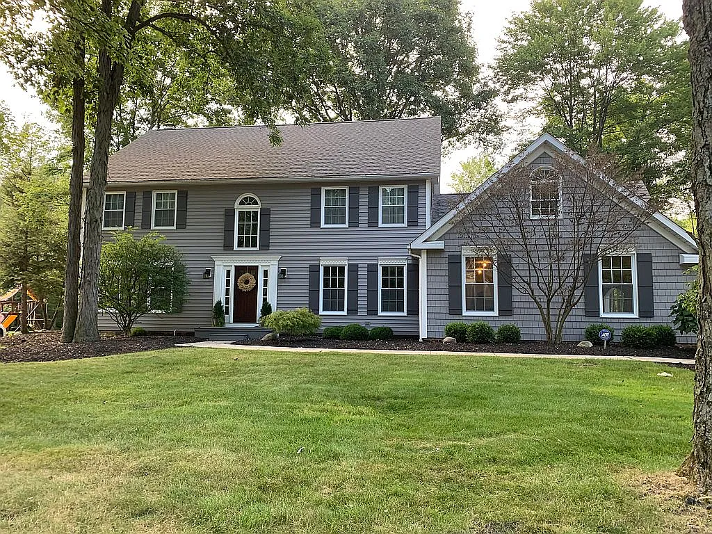 2523 Blue Heron Dr photo 1