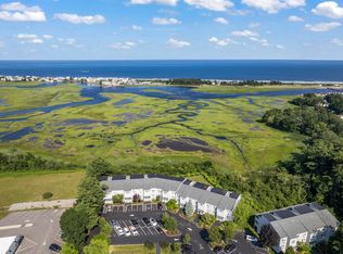 718 Main St #F4, Ogunquit, ME 03907