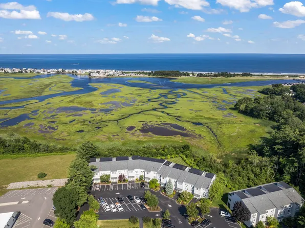 718 Main Street #F4, Ogunquit, ME 03907