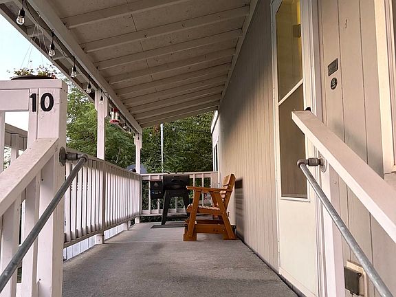 2nd image of 813 Warner Ave APT 10