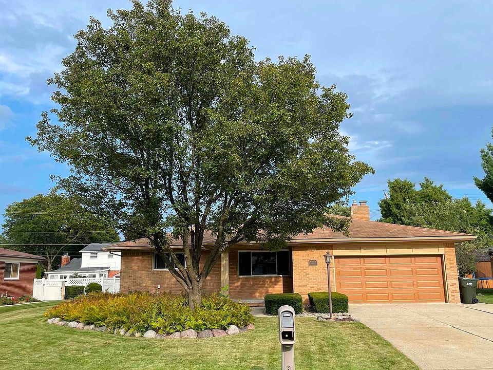 1st image of 37682 Brookwood Dr