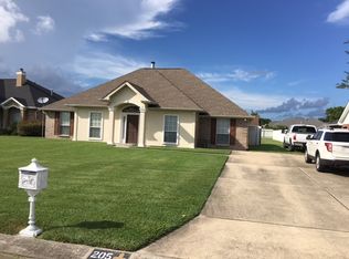 205 Theta St, Belle Chasse, LA 70037