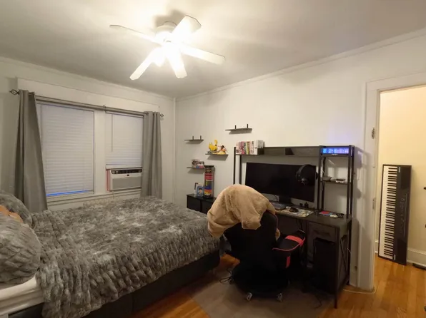 20-45 31st Street image 15 of 40