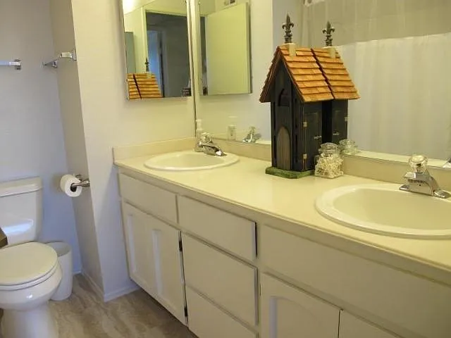 Liebel Ct — Photo 9
