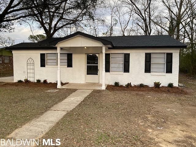 1st image of 1303 Shedrick Hardy Pkwy