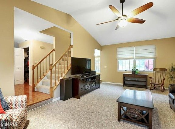5th image of 2091 Hammond Ave