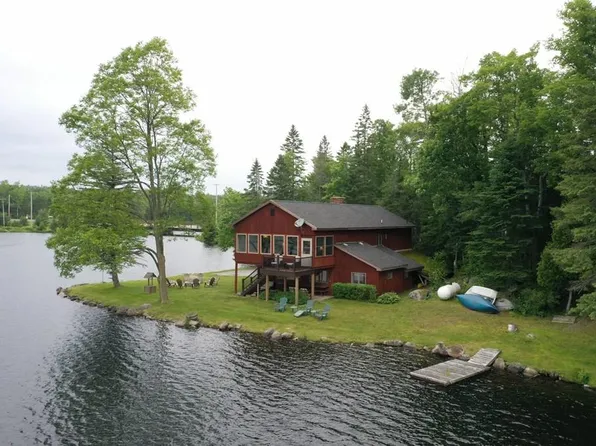6418A State Route 28, Indian Lake, NY 12842
