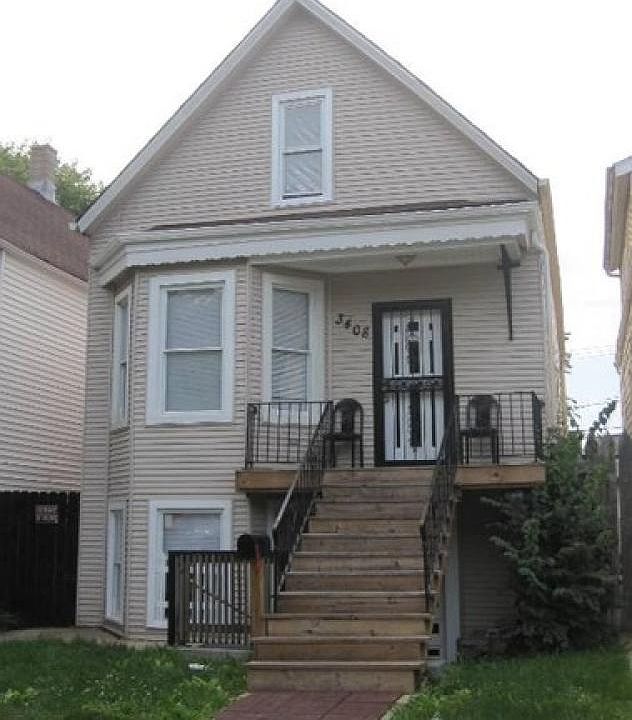 1st image of 3408 N Kilbourn Ave #1