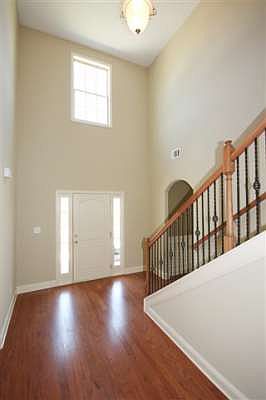 5th image of 104 Cheshire Dr