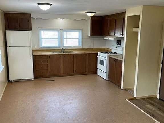 2nd image of 17330 Honor Hwy Lot 58