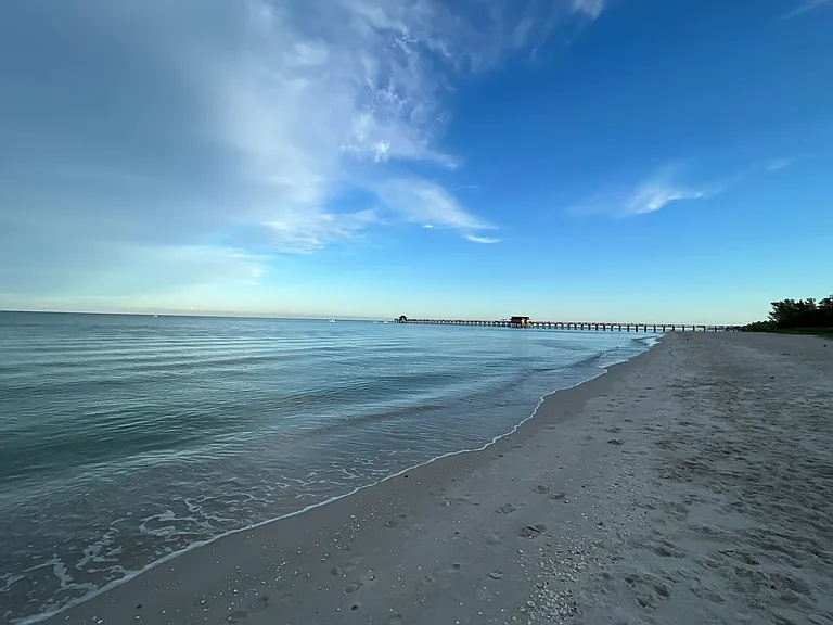 Quick walk to the beach! Beach gear available for use in the poolside storage closet.