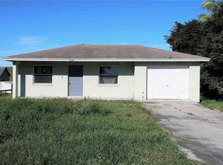 2321 E Main St, Pahokee, FL 33476