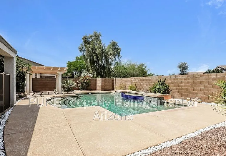 43558 W Oster Dr — Photo 78