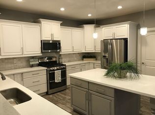 679 N Diamond Springs Dr, Thatcher, AZ 85552