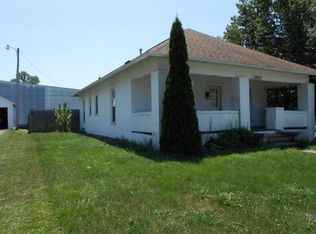 1002 Jefferson Ave, Charleston, IL