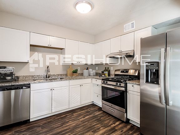 4th image of 770 Brittany Ct
