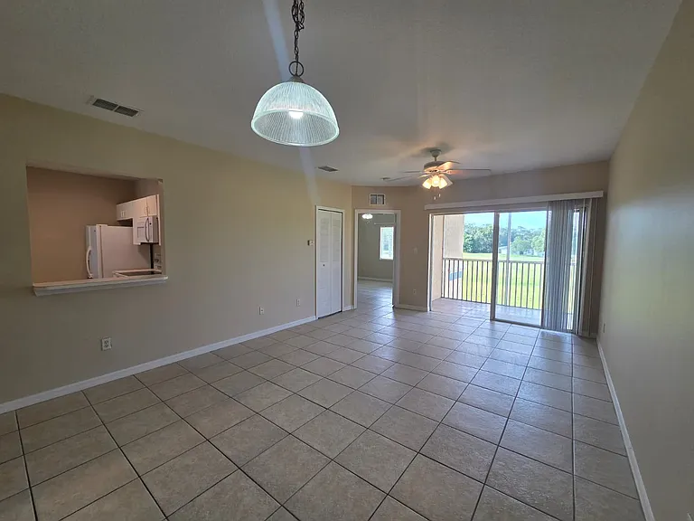 489 Las Cortes Ln #204 — Photo 4