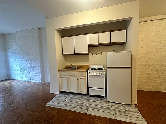 Rented by Compass | media 3