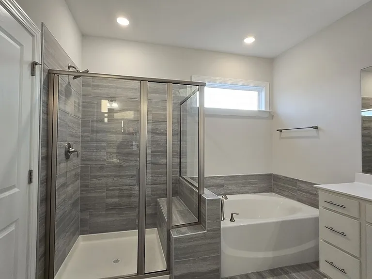 1612 Tavel House Ln — Photo 18