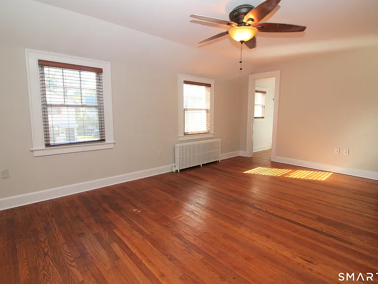 53 Lilac Ave — Photo 20