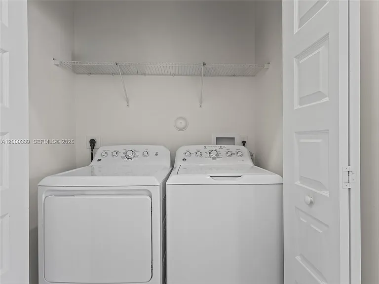 8382 NW 51st Ter #8382 — Photo 13